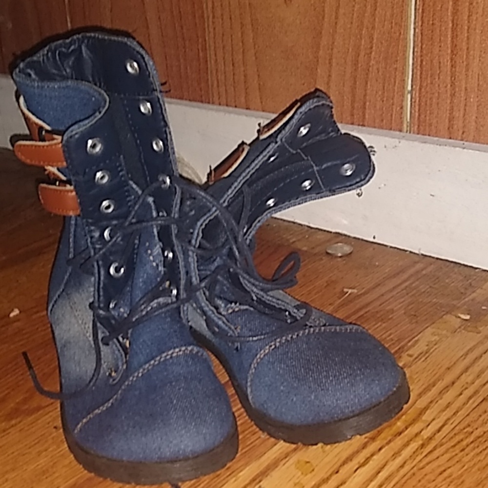 Jean boots